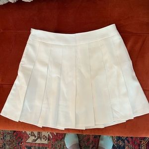 White pleated tennis skirt